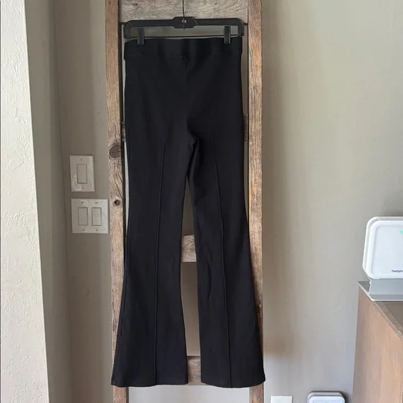 Donni Rib Kick Flare - Picture 6 of 6